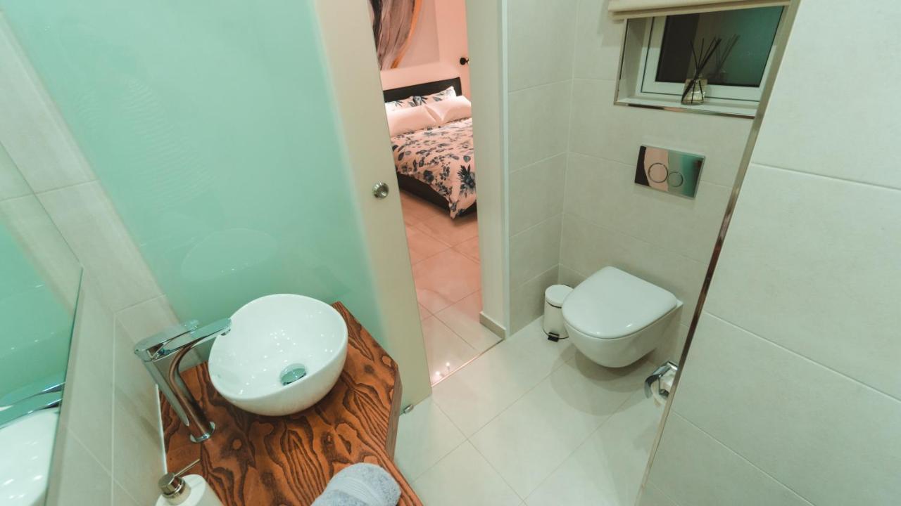 Beachside Stylish & Cosy 2br With Free Parking Appartement Sliema