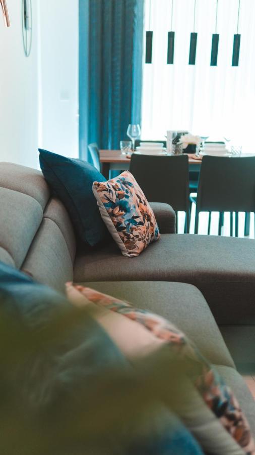 Beachside Stylish & Cosy 2br With Free Parking