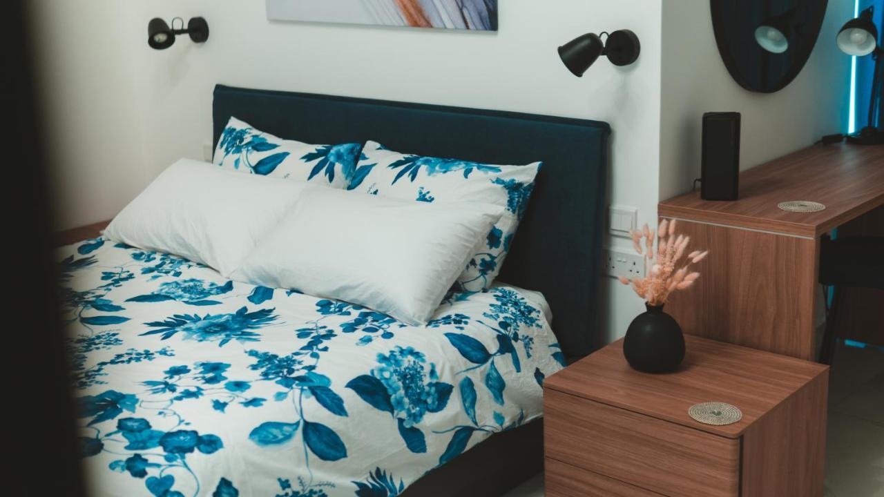 Apartment Beachside Stylish & Cosy 2br With Free Parking *