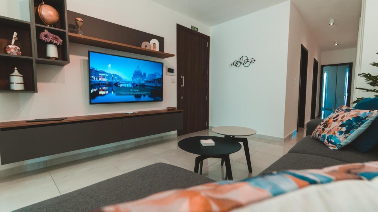 Beachside Stylish & Cosy 2br With Free Parking Apartment Sliema